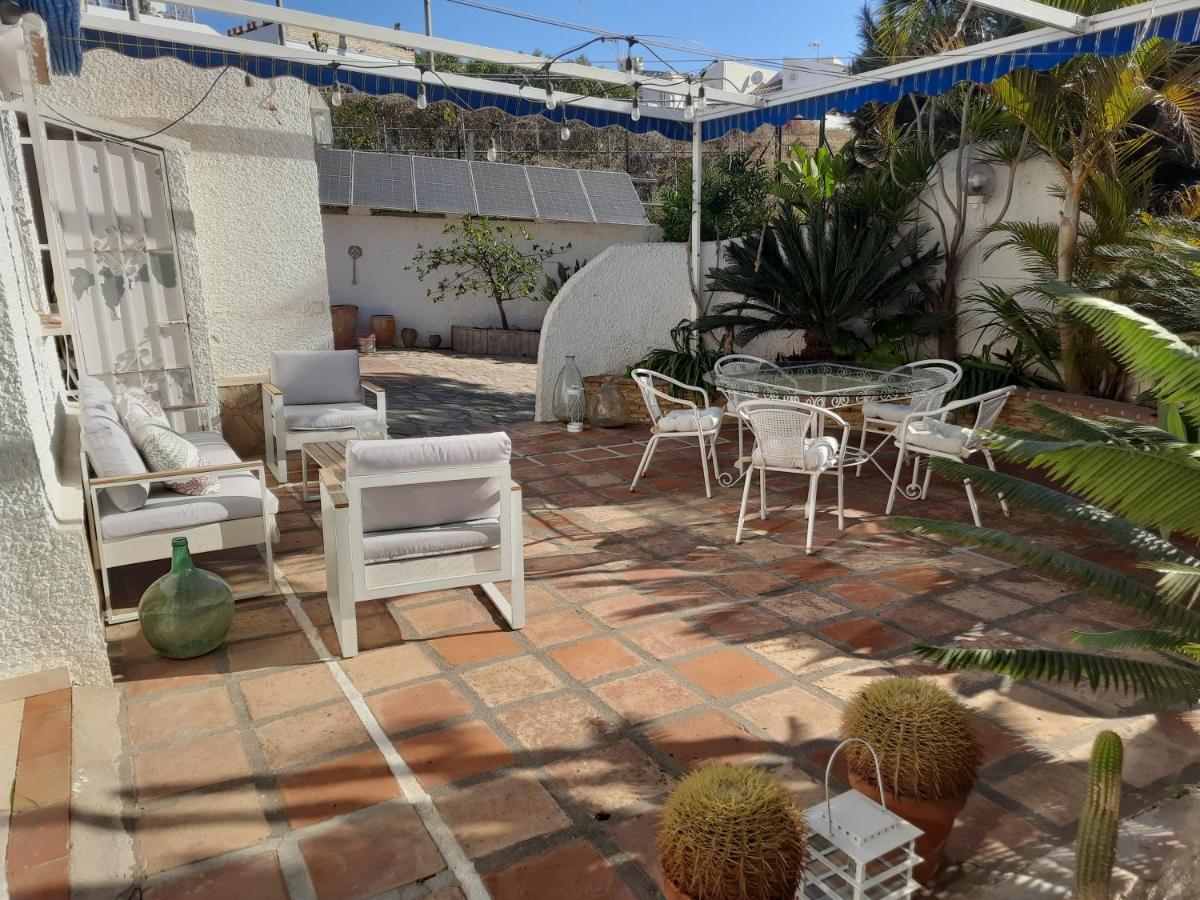 Habitaciones En Casa Miguel Caleta De Velez Dış mekan fotoğraf